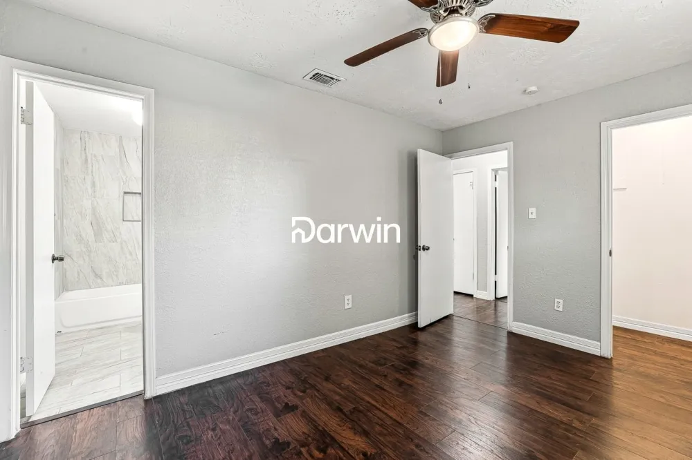 1379 Dell Dale Street Channelview, TX 77530