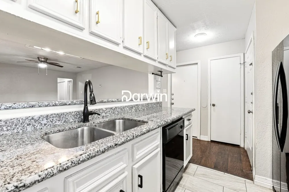 1379 Dell Dale Street Channelview, TX 77530