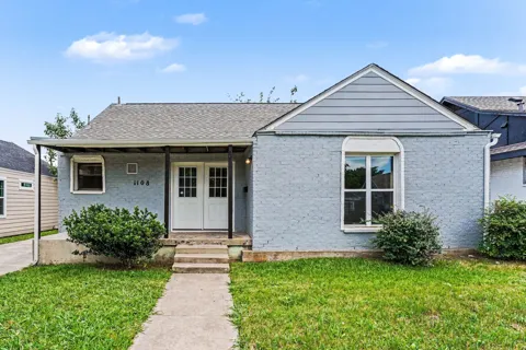 1108 E Robert Street