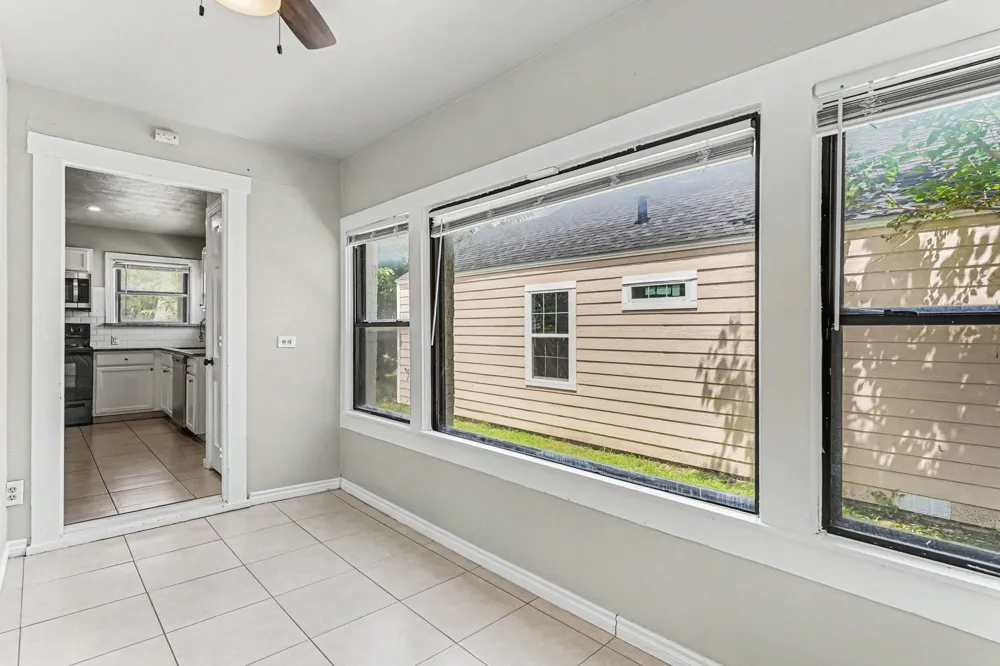 1108 E Robert Street Fort Worth, TX 76104