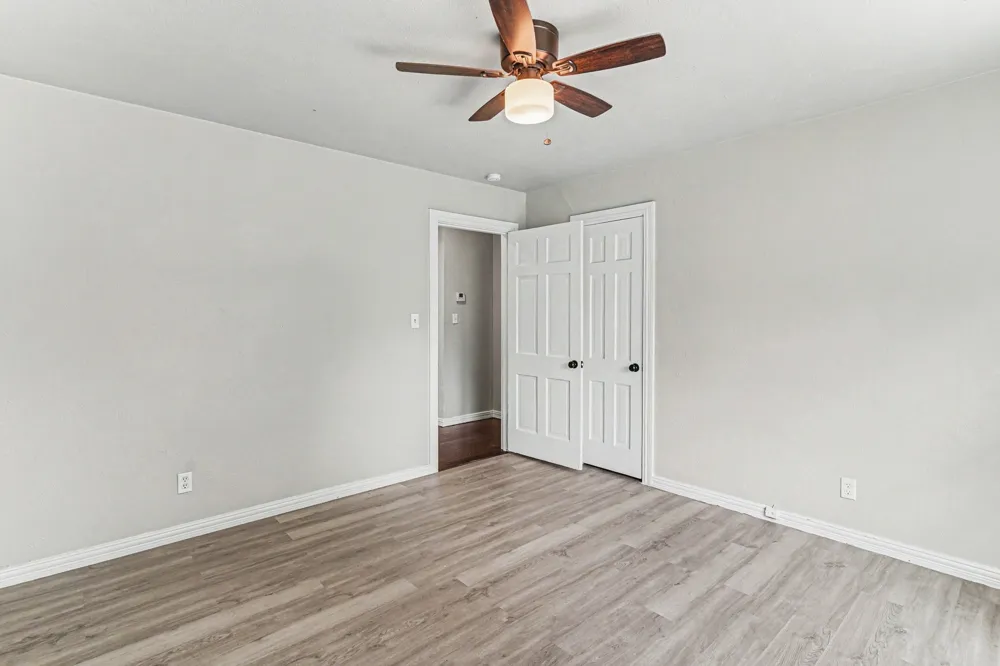 1108 E Robert Street Fort Worth, TX 76104
