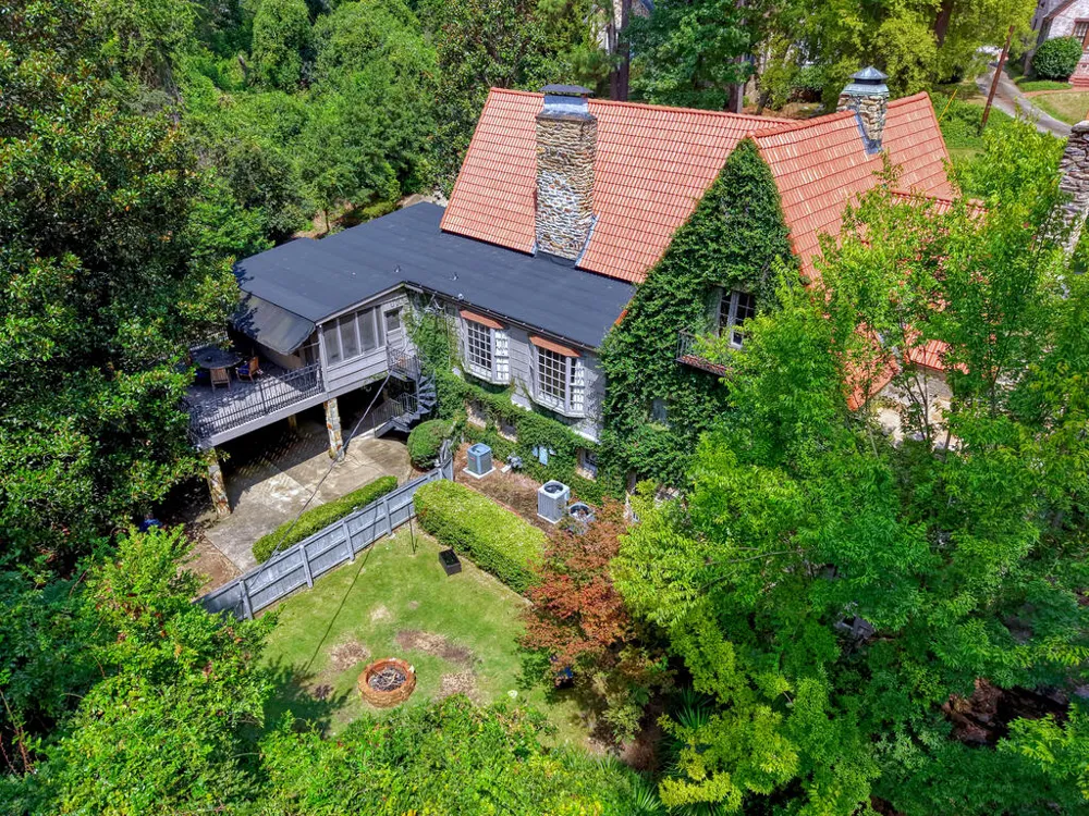 1414 W Dinglewood Drive Columbus, GA 31906