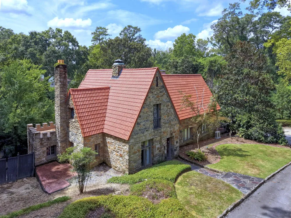 1414 W Dinglewood Drive Columbus, GA 31906