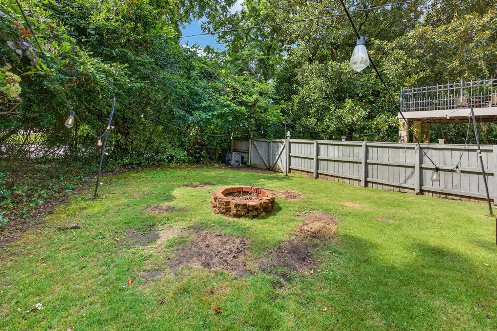 1414 W Dinglewood Drive Columbus, GA 31906