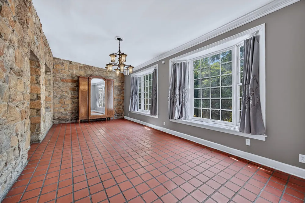 1414 W Dinglewood Drive Columbus, GA 31906