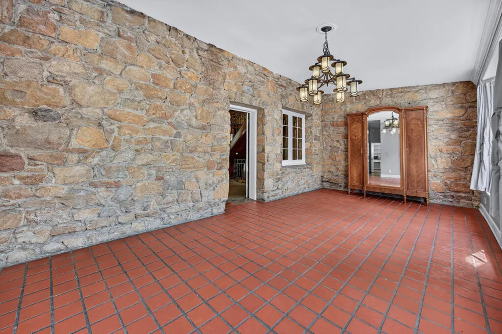 1414 W Dinglewood Drive Columbus, GA 31906
