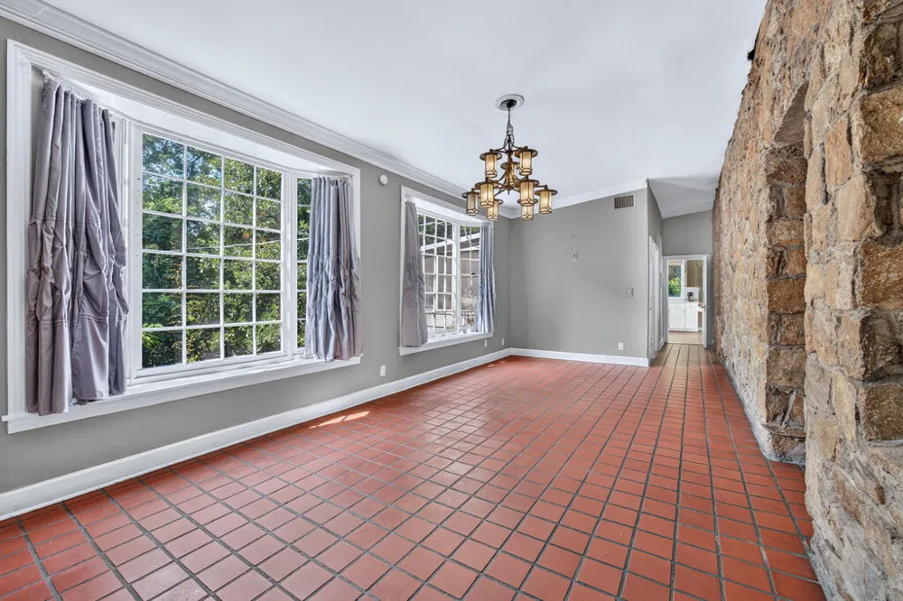1414 W Dinglewood Drive Columbus, GA 31906