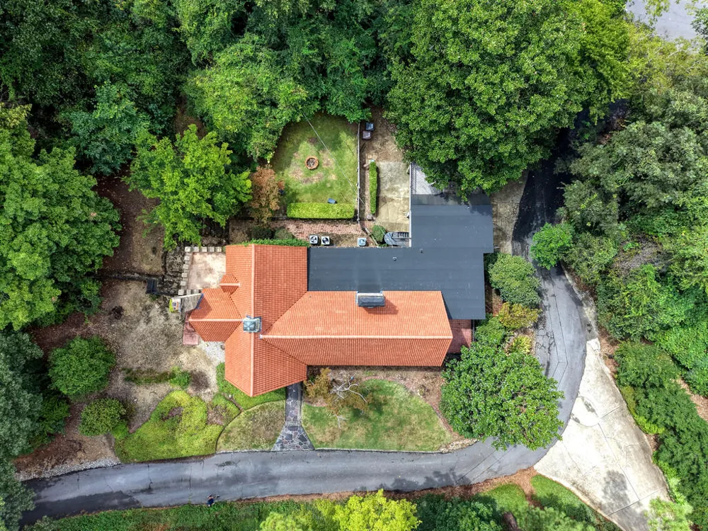 1414 W Dinglewood Drive Columbus, GA 31906