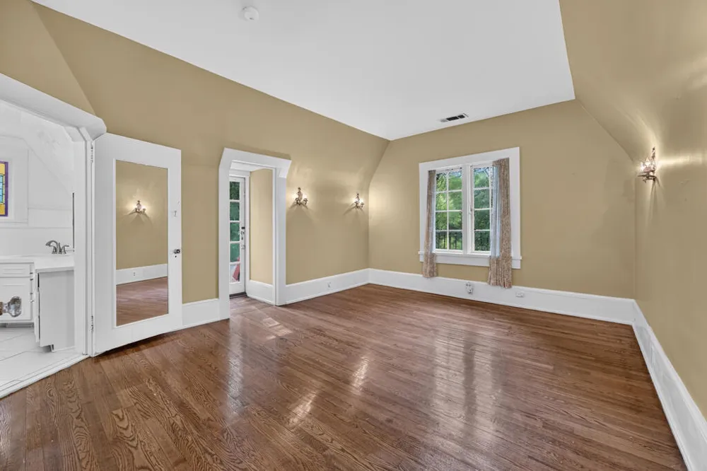 1414 W Dinglewood Drive Columbus, GA 31906