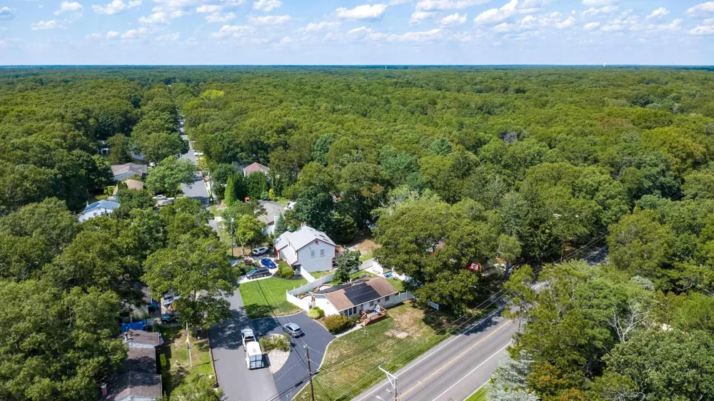 Altamont Ave Absecon, NJ 08201