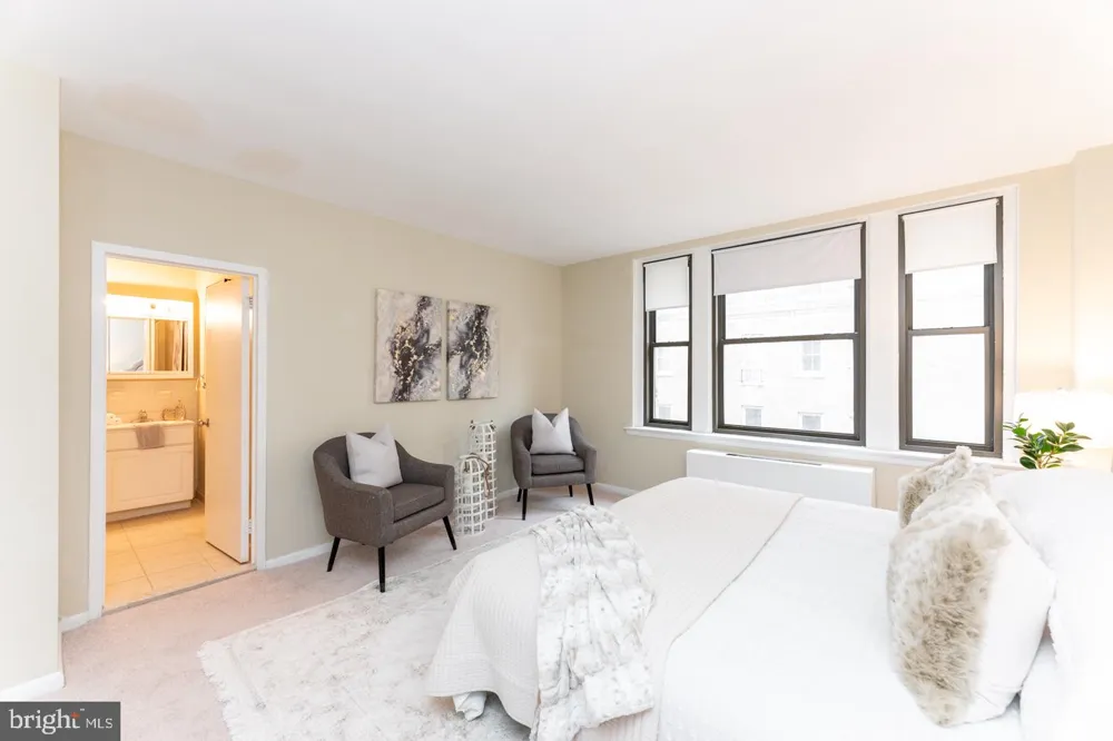 135 S 19TH STREET #1607-08 Philadelphia, PA 19103