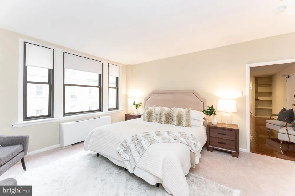 135 S 19TH STREET #1607-08 Philadelphia, PA 19103