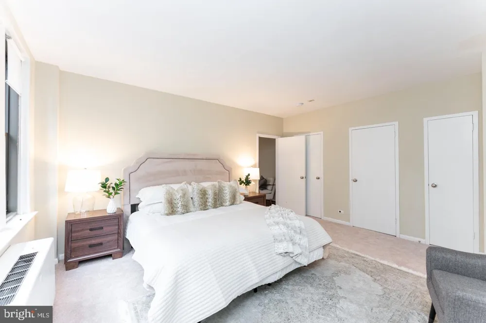 135 S 19TH STREET #1607-08 Philadelphia, PA 19103