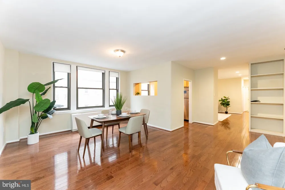 135 S 19TH STREET #1607-08 Philadelphia, PA 19103