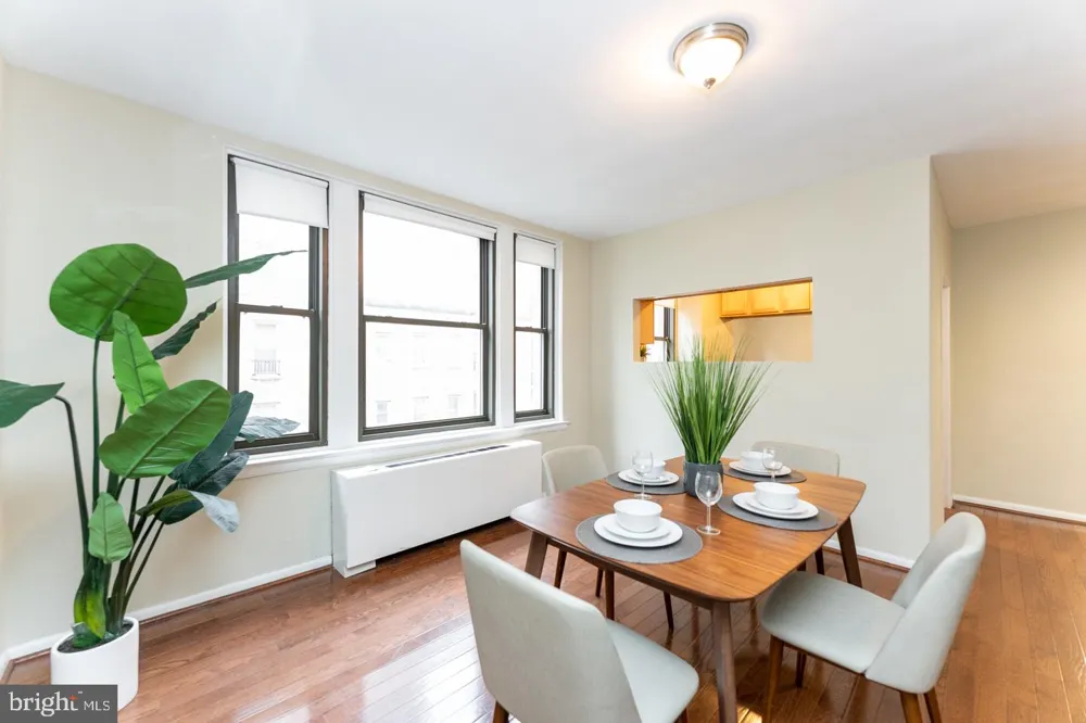 135 S 19TH STREET #1607-08 Philadelphia, PA 19103