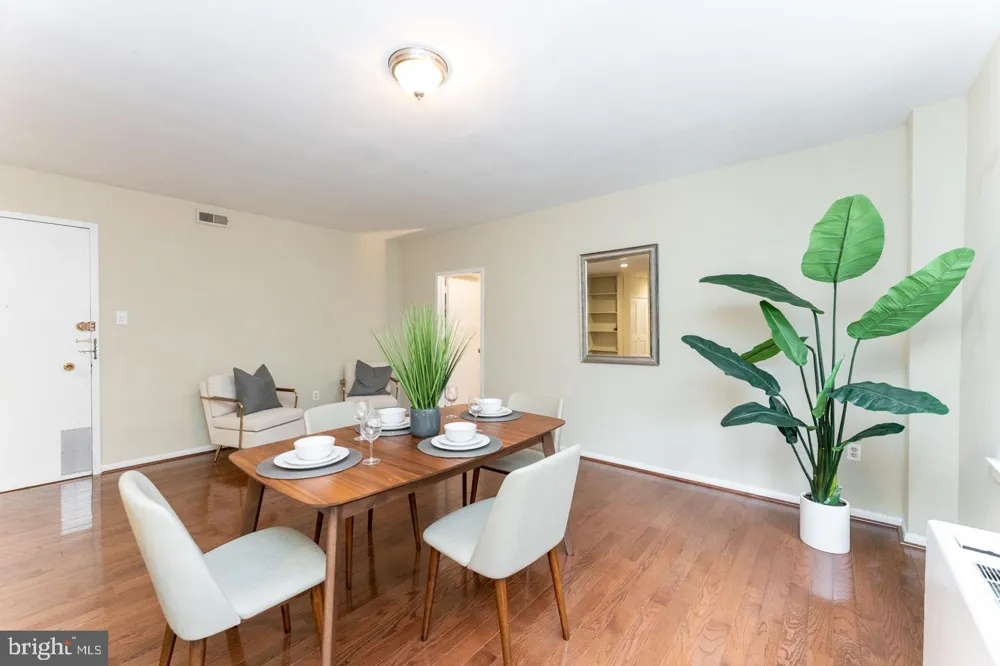 135 S 19TH STREET #1607-08 Philadelphia, PA 19103