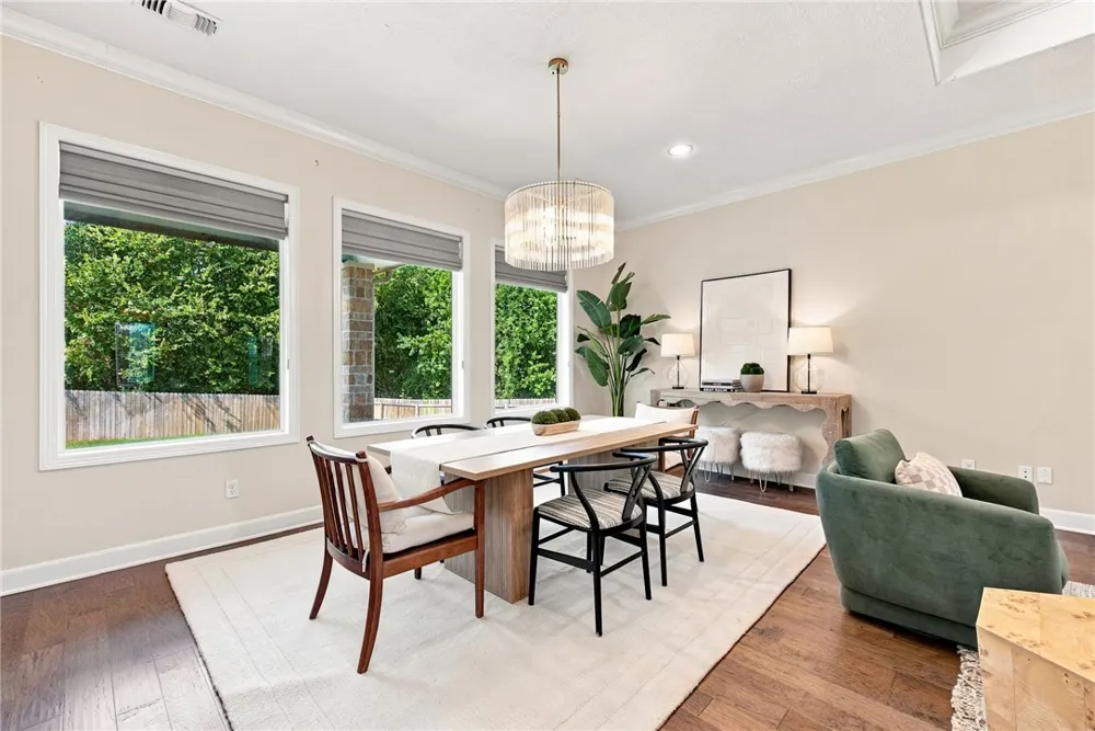 3509 Dovecote Bryan, TX 77808