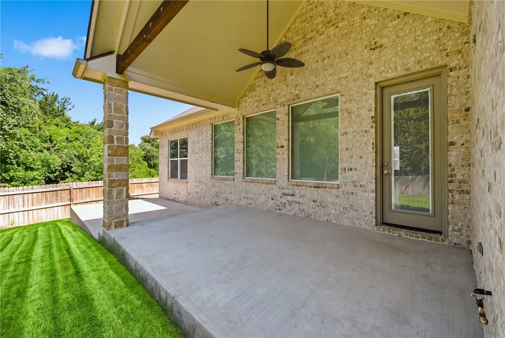 3509 Dovecote Bryan, TX 77808