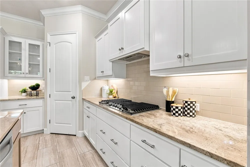 3509 Dovecote Bryan, TX 77808