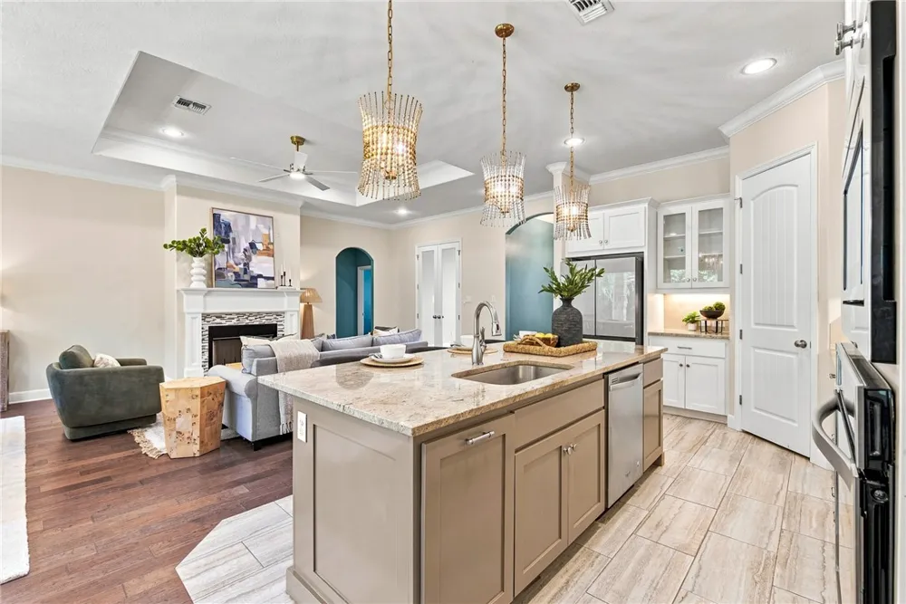3509 Dovecote Bryan, TX 77808
