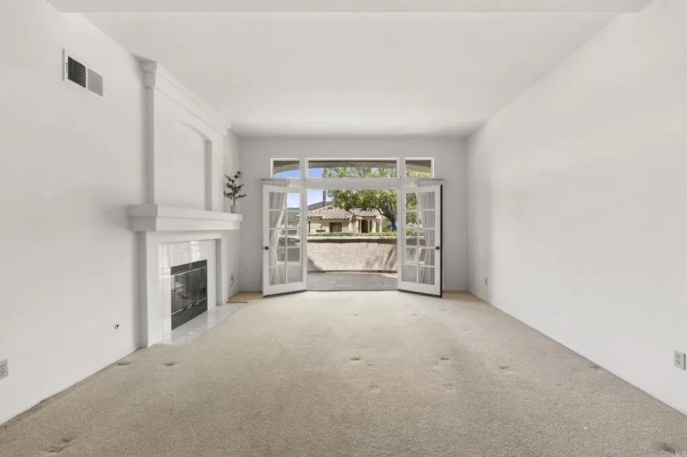 11306 Portobelo Drive #5 San Diego, CA 92124