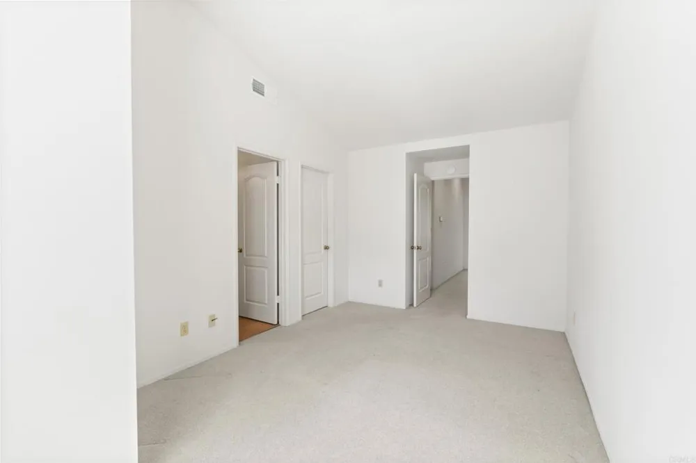 11306 Portobelo Drive #5 San Diego, CA 92124