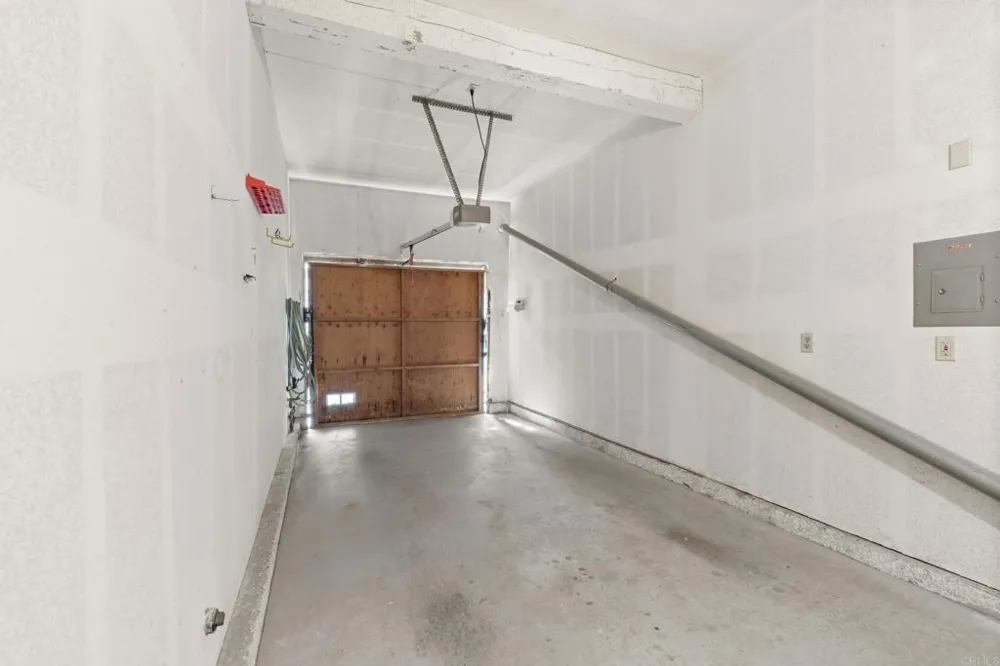 11306 Portobelo Drive #5 San Diego, CA 92124