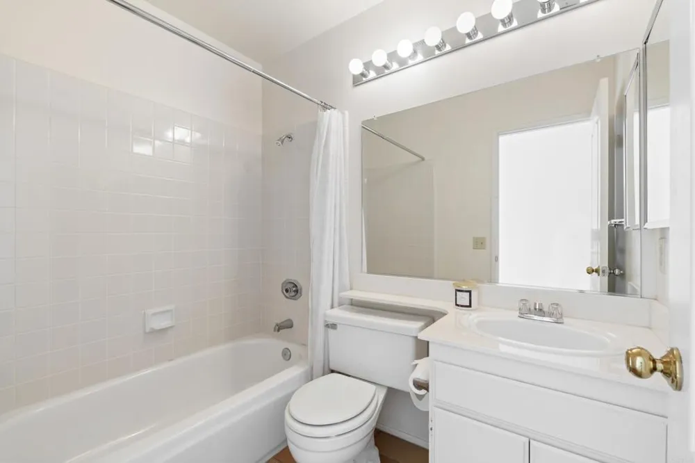 11306 Portobelo Drive #5 San Diego, CA 92124