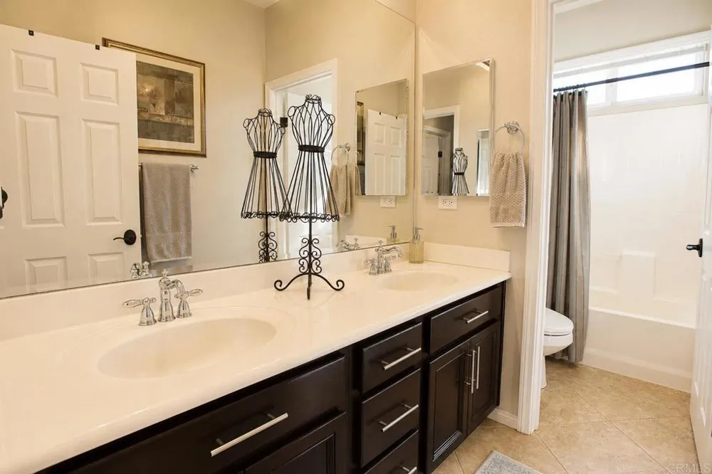 14217 Merion Circle Valley Center, CA 92082