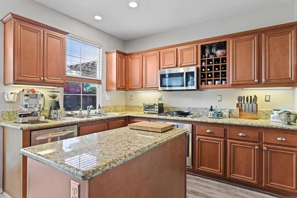958 Avalon Way San Marcos, CA 92078