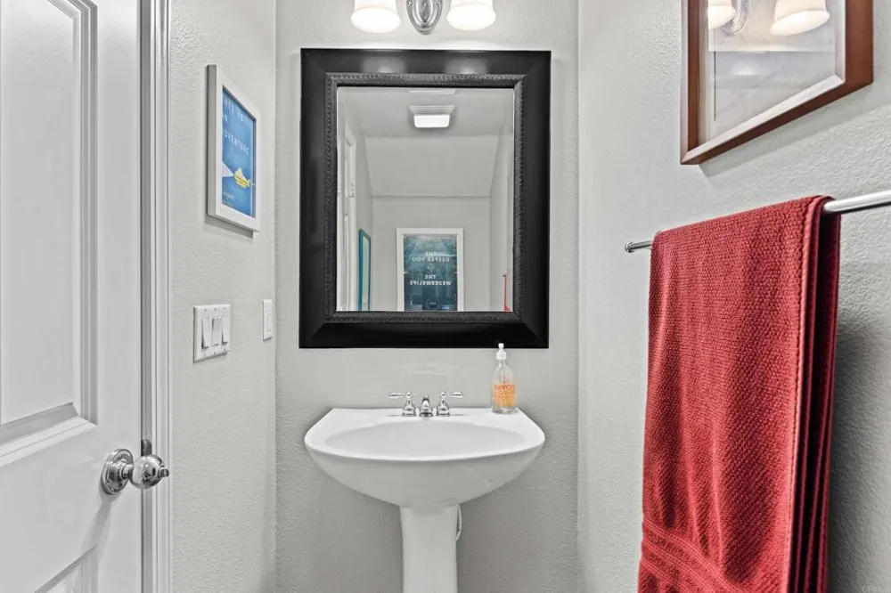 958 Avalon Way San Marcos, CA 92078