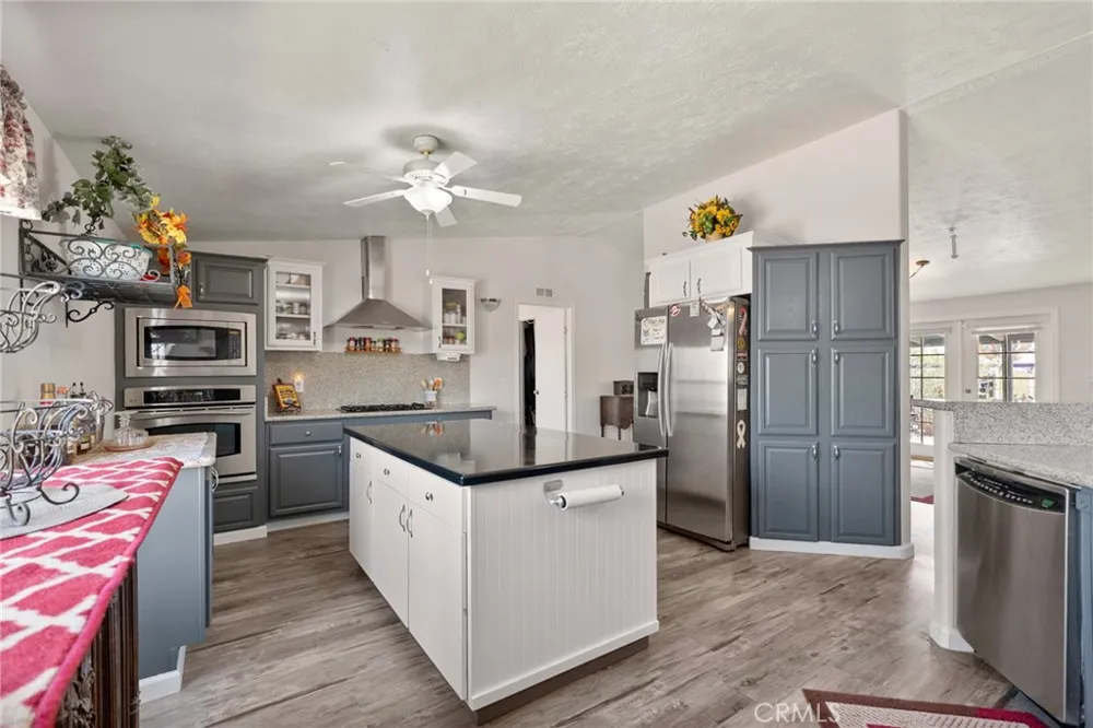 59025 La Brisa Yucca Valley, CA 92284