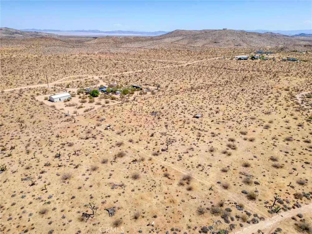 59025 La Brisa Yucca Valley, CA 92284