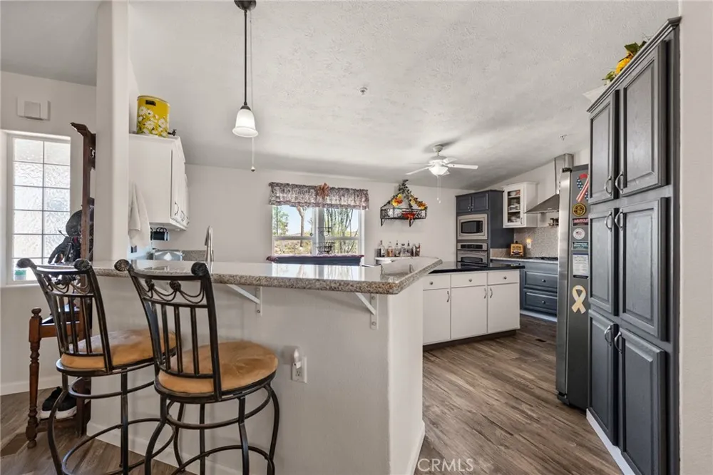 59025 La Brisa Yucca Valley, CA 92284