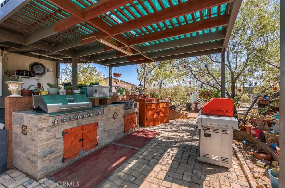59025 La Brisa Yucca Valley, CA 92284
