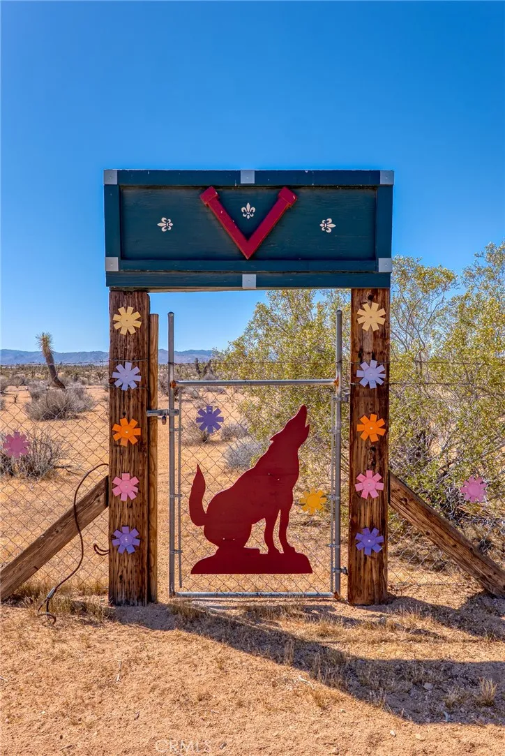 59025 La Brisa Yucca Valley, CA 92284