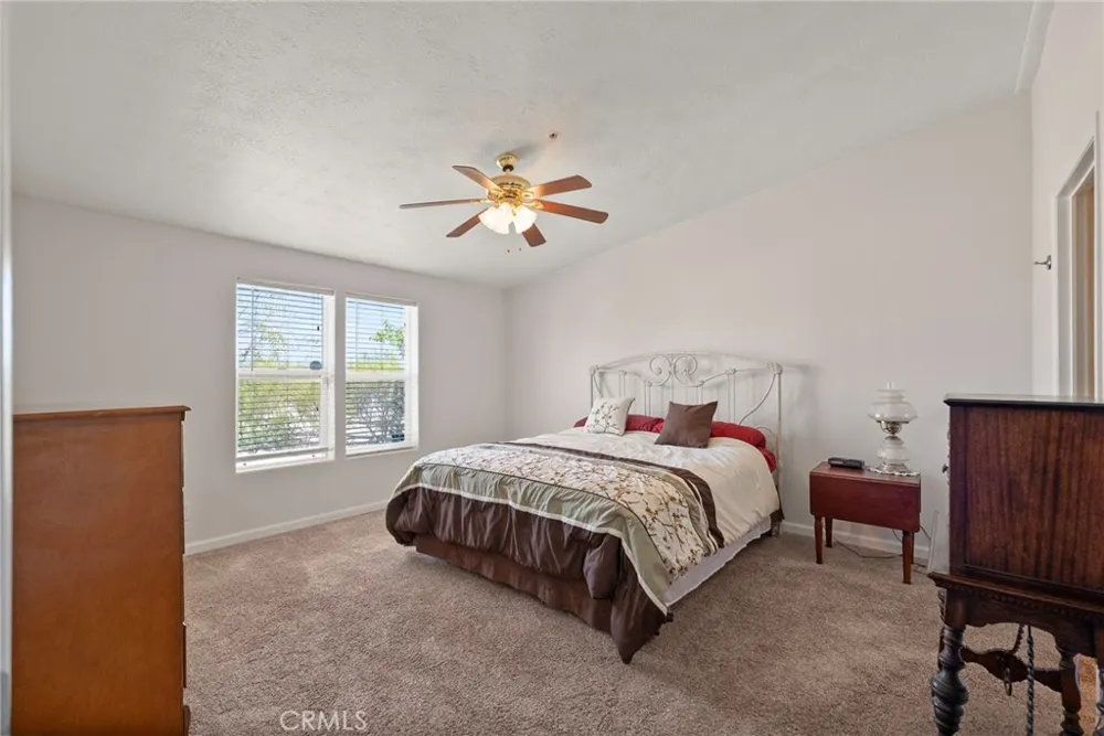 59025 La Brisa Yucca Valley, CA 92284