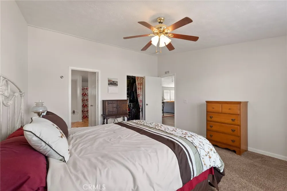 59025 La Brisa Yucca Valley, CA 92284