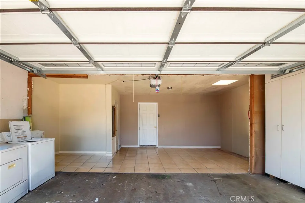 13055 Shenley Sylmar, CA 91342
