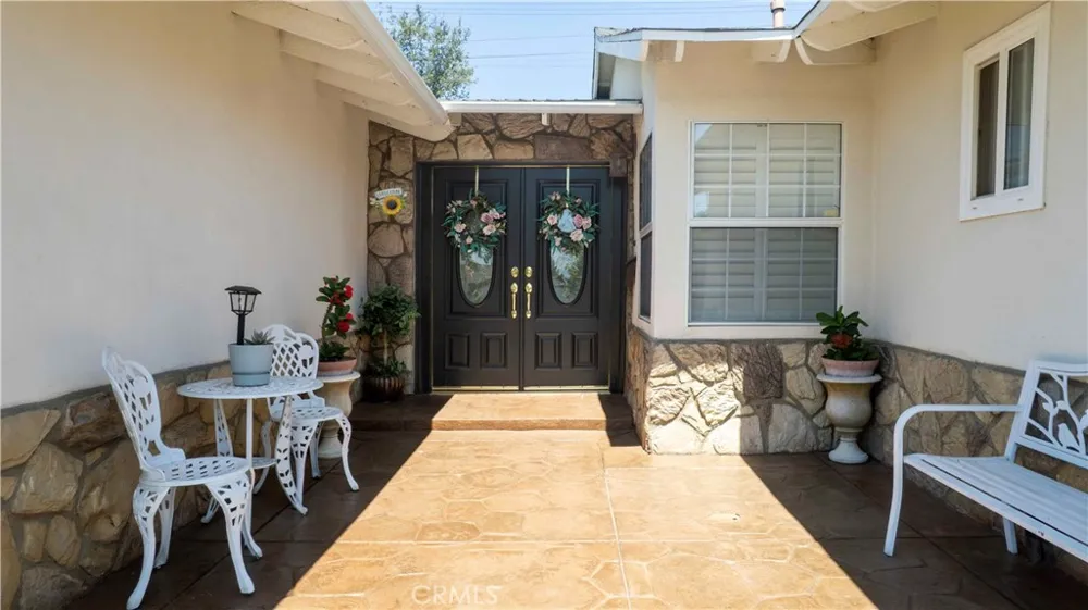 13055 Shenley Sylmar, CA 91342