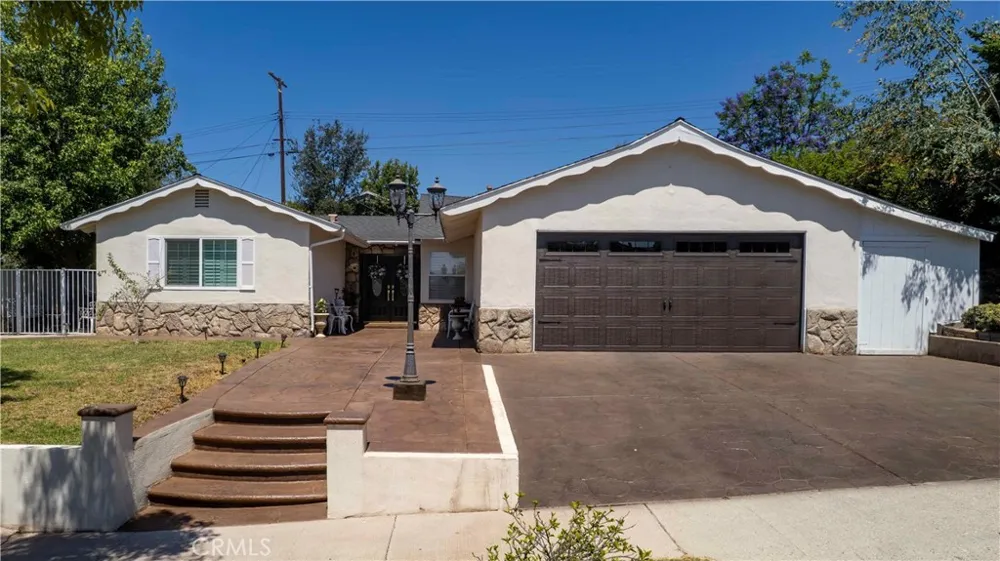 13055 Shenley Sylmar, CA 91342