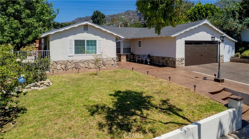 13055 Shenley Sylmar, CA 91342
