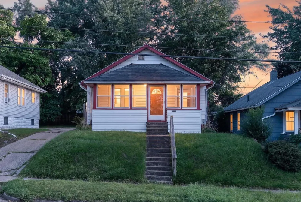 303 E Prospect Street Jackson, MI 49203