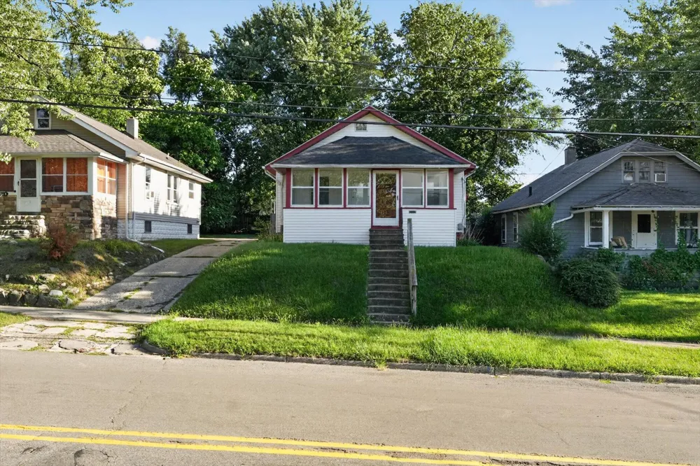 303 E Prospect Street Jackson, MI 49203
