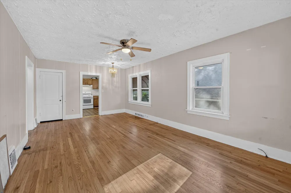 303 E Prospect Street Jackson, MI 49203