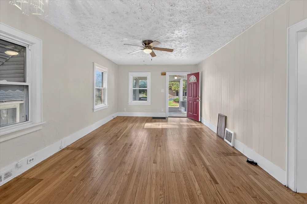 303 E Prospect Street Jackson, MI 49203