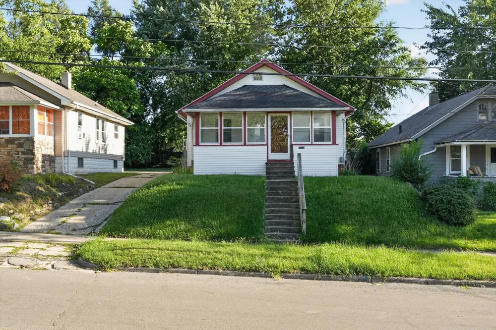 303 E Prospect Street Jackson, MI 49203
