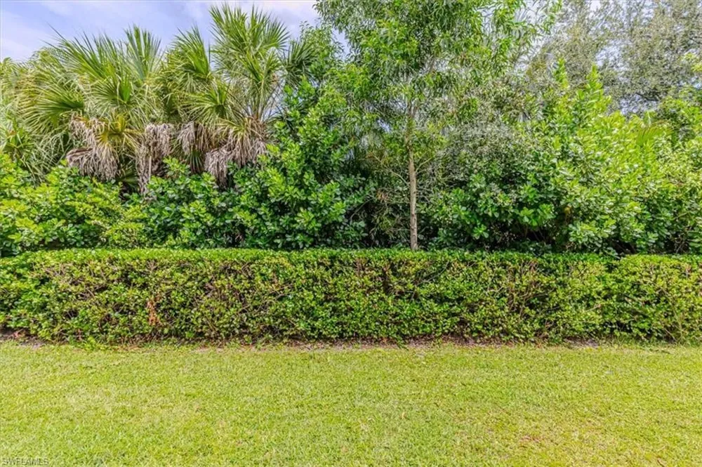 15457 Wildflower Circle Naples, FL 34119