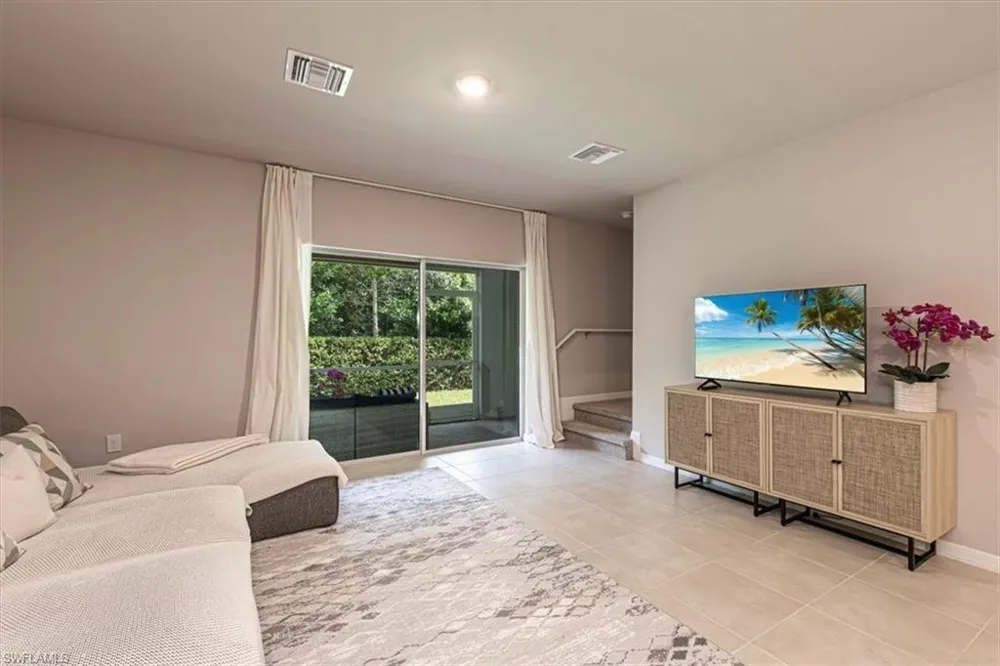15457 Wildflower Circle Naples, FL 34119