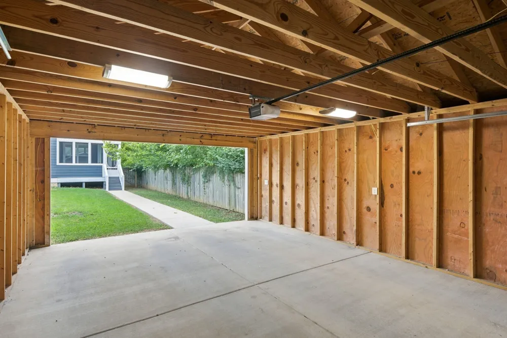 838A Lischey Ave Nashville, TN 37207